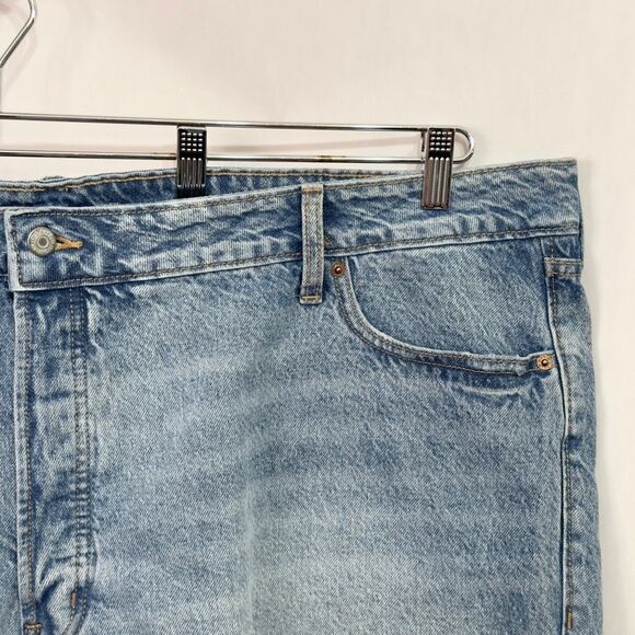 Old Navy Plus Size 26 Denim Shorts Light Blue Jean OG Straight High Rise 418 - Picture 10 of 12